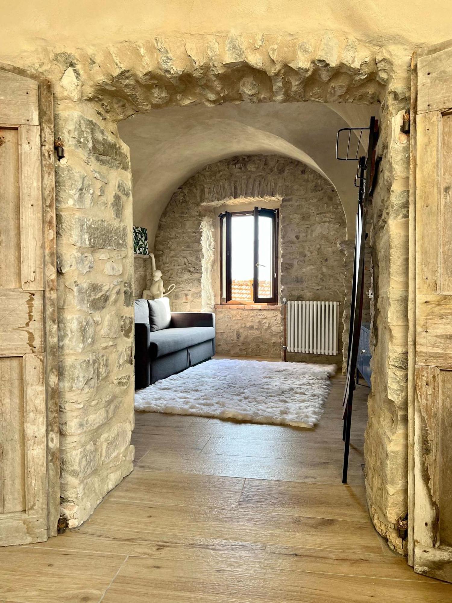 La Finestra Di Dante Appartement Mulazzo Buitenkant foto